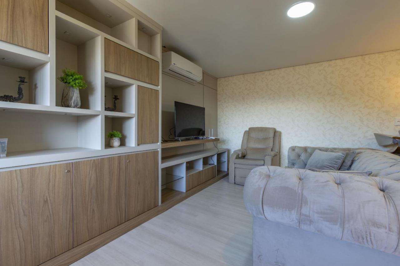 Rosa Edificio Solar Da Encosta Apartment Gramado Ngoại thất bức ảnh